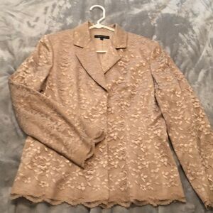 EUC Isabella DeMarco ladies size 14 beige lace jacket